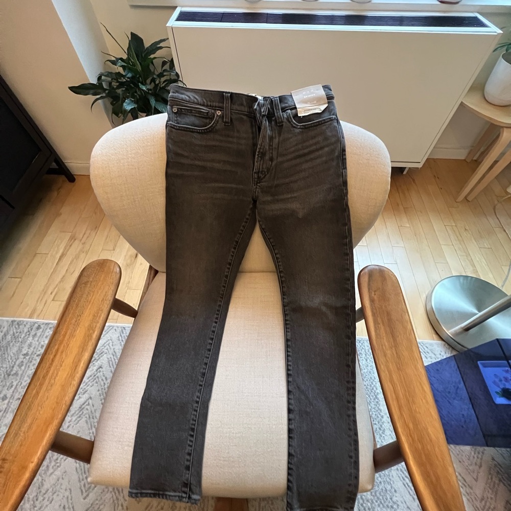 Madewell Men’s skinny jeans in woodford wash